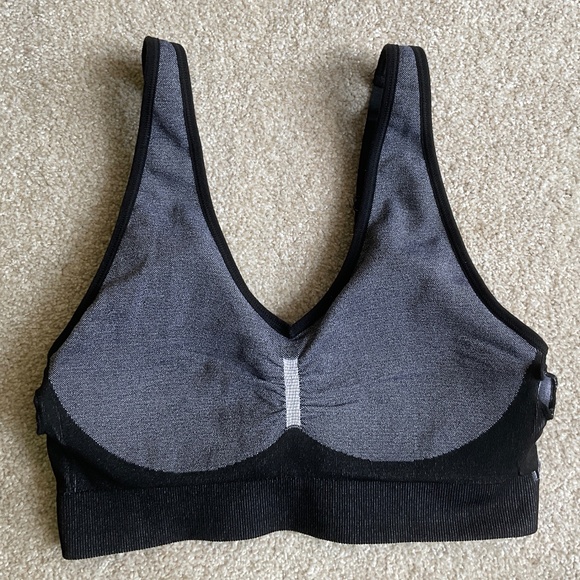 AnyBody Intimates Floral Striped Jacquard Sports Bra Pink Nude Natural - Picture 6 of 9